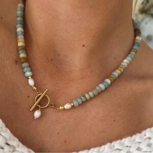 Elegant Multicolor Beaded Necklace with Gold Accents